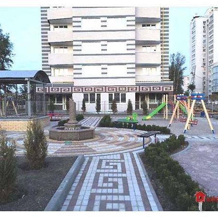Green Stone Kiew Exterior foto
